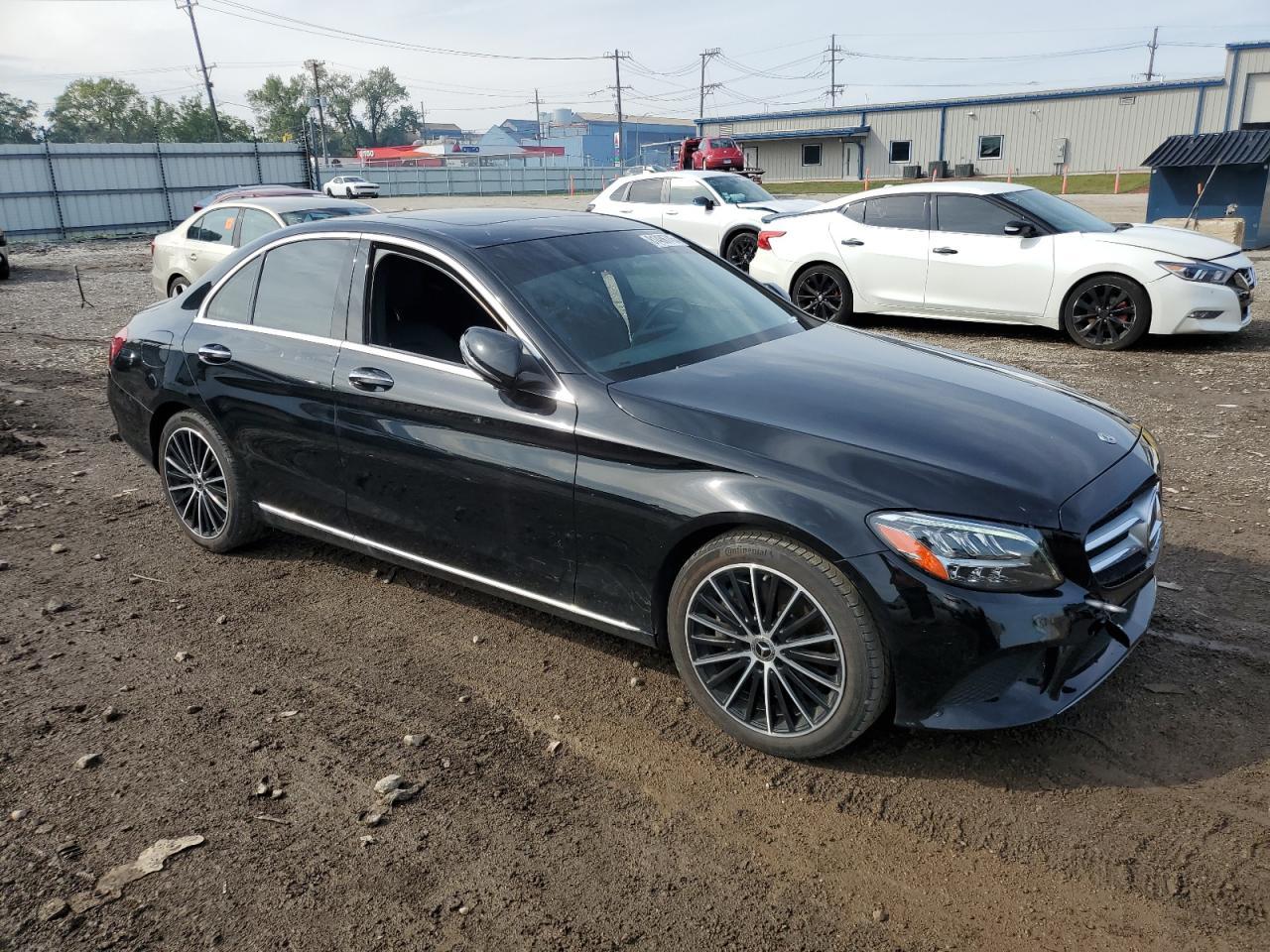 2021 Mercedes-Benz C300