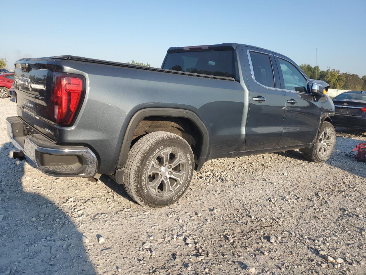 2022 GMC Sierra Limited K1500 SLE