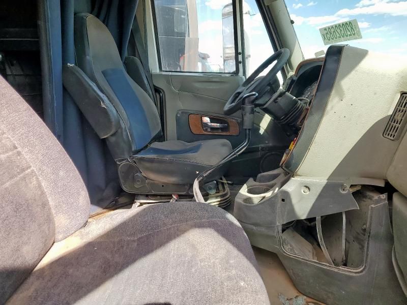 2010 International Prostar Semi Truck