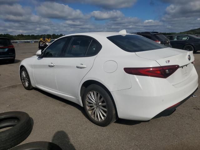 2022 Alfa Romeo Giulia