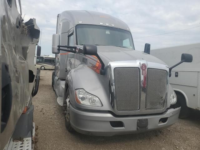 2020 Kenworth T680 Semi Truck