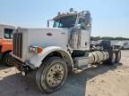 2012 Peterbilt 367 Semi Truck