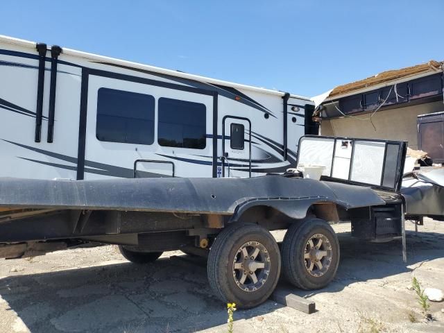2016 Keystone Carbon-RVS TOY Hauler RV