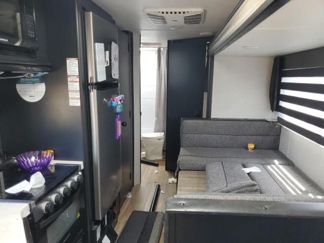 2021 Cherokee By Forest R Wolf Pack-RVS Camper