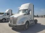 2017 Kenworth T680 Semi Truck