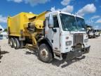 2018 Peterbilt 320 Refuse Truck
