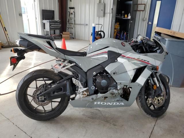 2025 Honda CBR600 RR