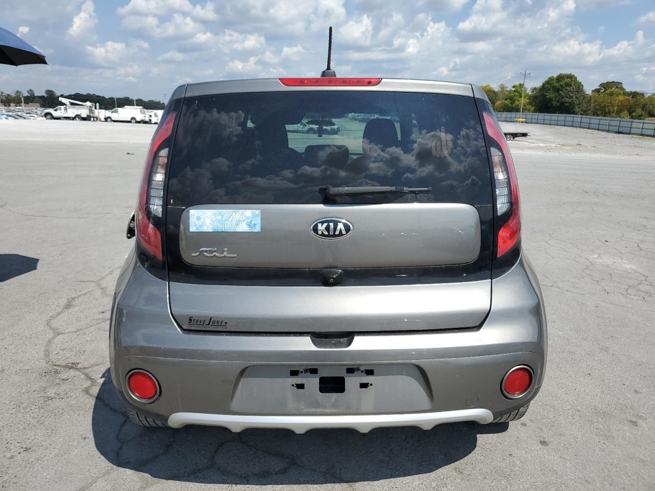 2017 KIA Soul +