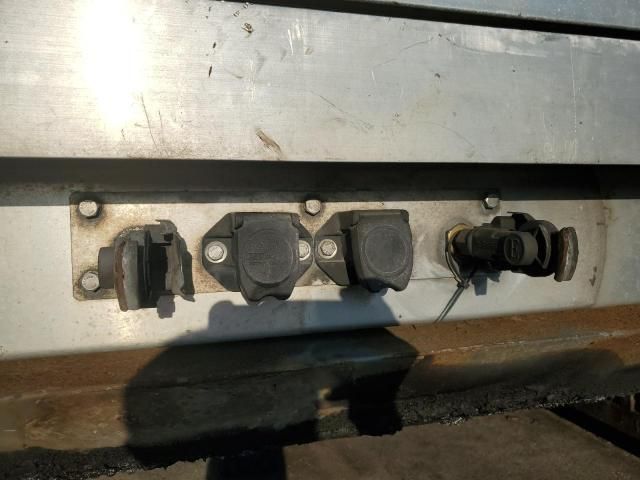 2012 Reitnouer Side Curtain Trailer