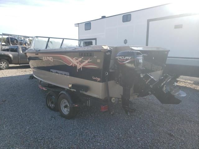 1999 Lund Boat