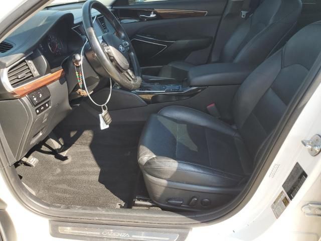 2017 KIA Cadenza Premium