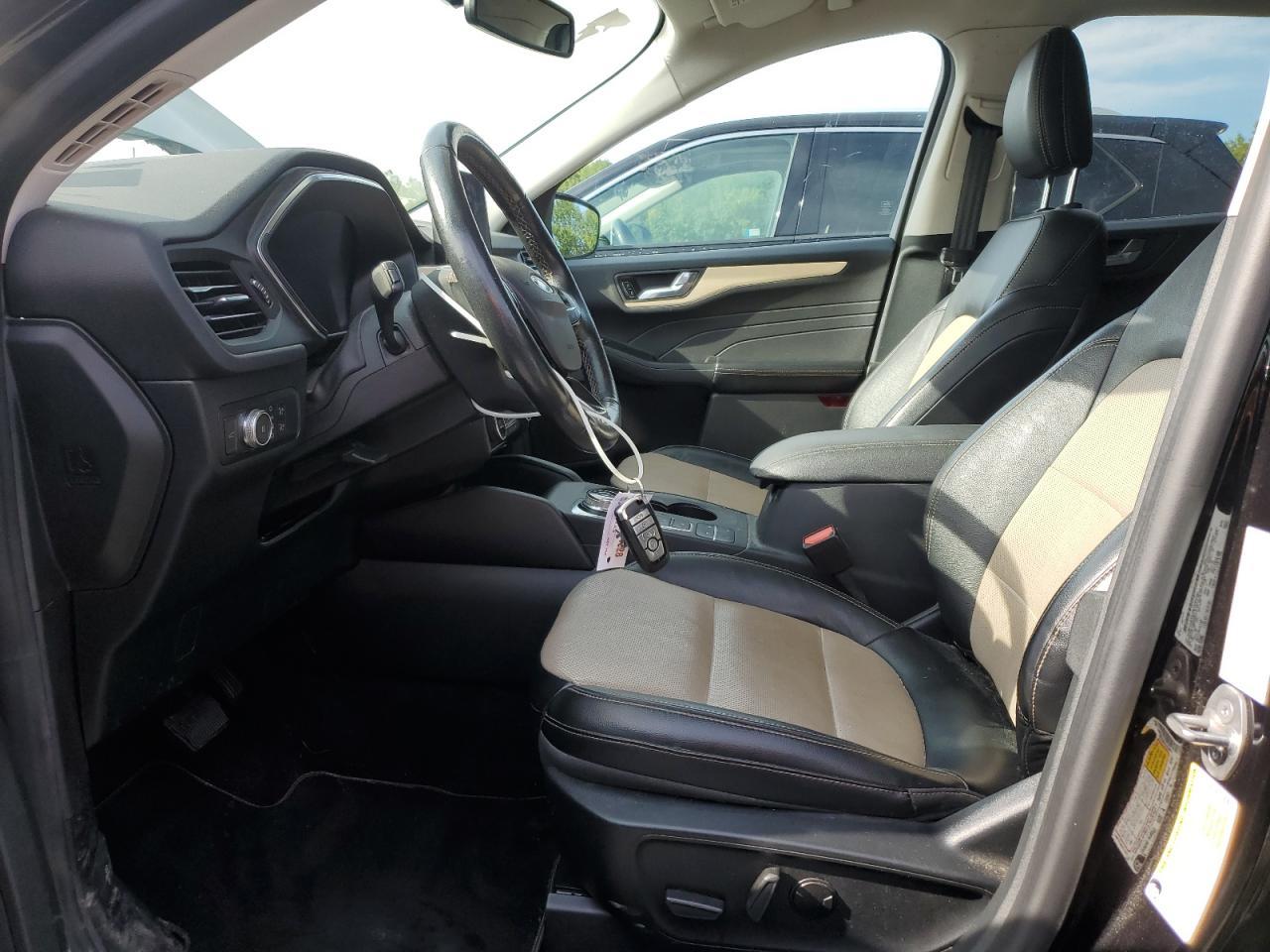 2021 Ford Escape Titanium