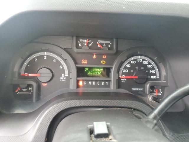 2009 Ford Econoline E450 Super Duty Cutaway Van