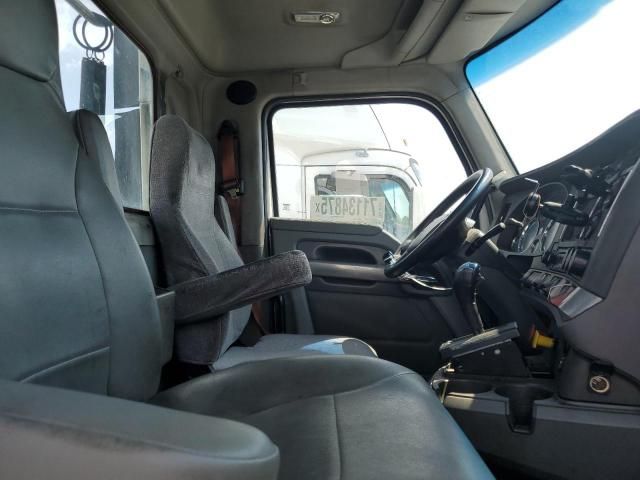 2015 Kenworth T680 Semi Truck