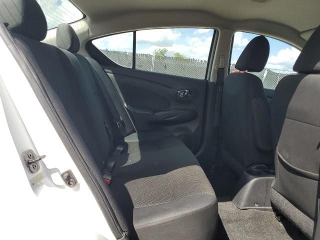 2013 Nissan Versa S