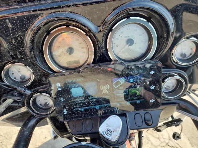 2007 Harley-Davidson Flhx