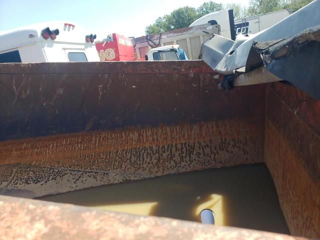1999 Clement END Dump Trailer