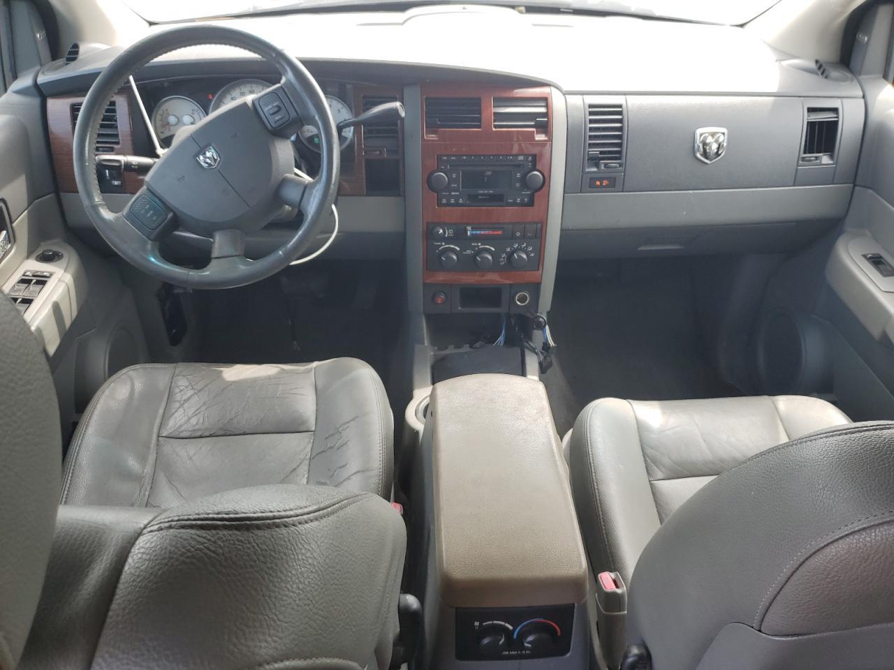2005 Dodge Durango slt