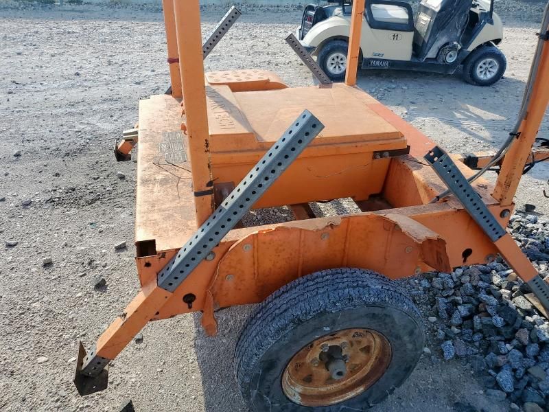 2005 Solar Tech Silent Sentinel Arrow Board Trailer