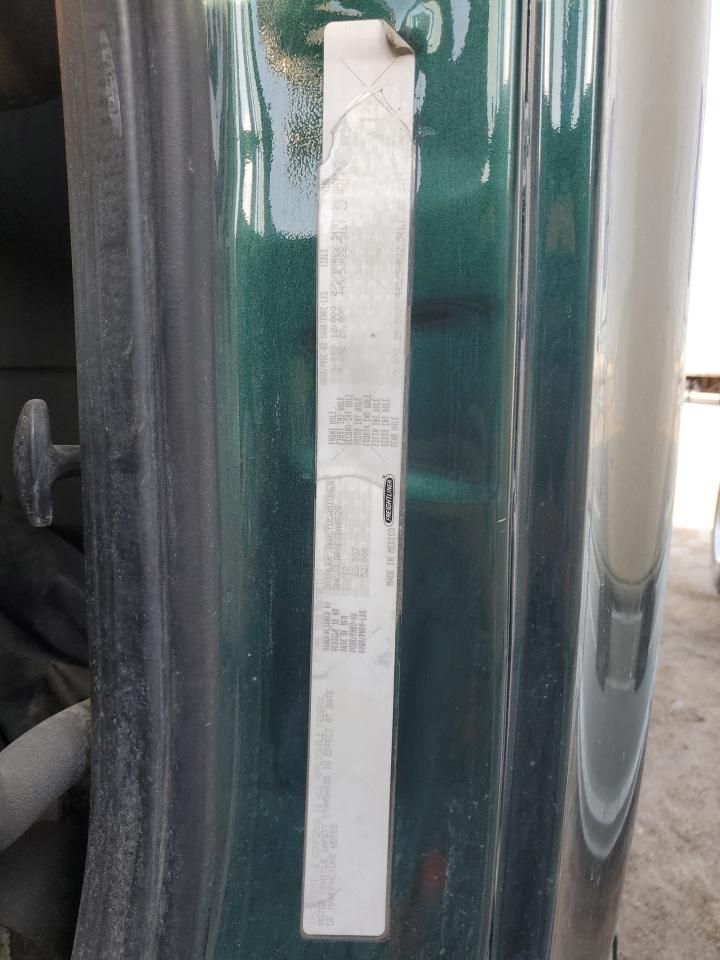 2013 Freightliner Cascadia 125 Semi Truck