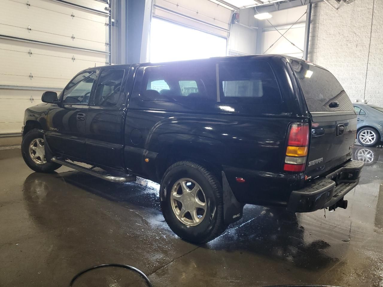 2004 GMC Sierra K1500 Denali