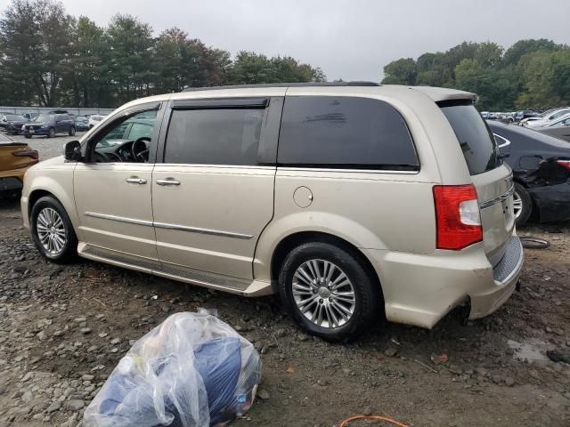 2013 Chrysler Town & Country Touring L