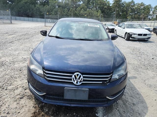 2012 Volkswagen Passat SE