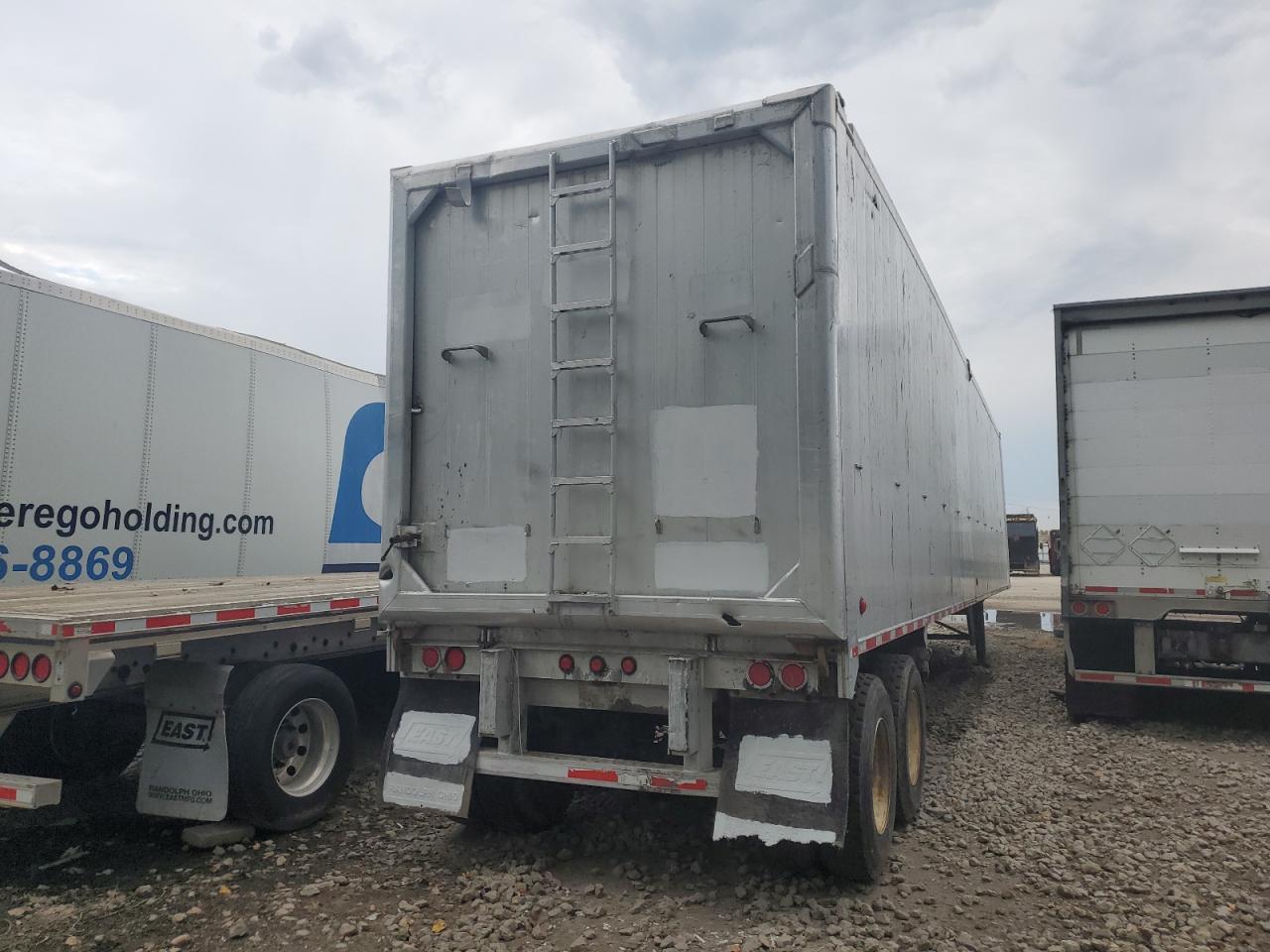 2003 East Manufacturing Trailer-Moving Van Trailer