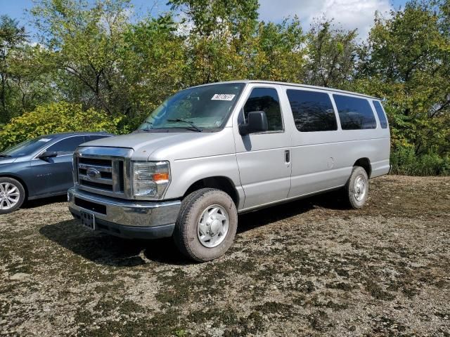 2014 Ford Econoline E350 Super Duty Wagon