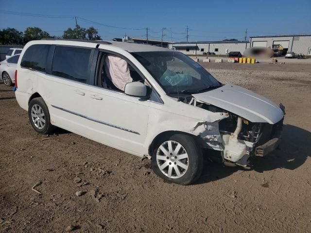 2013 Chrysler Town & Country Touring