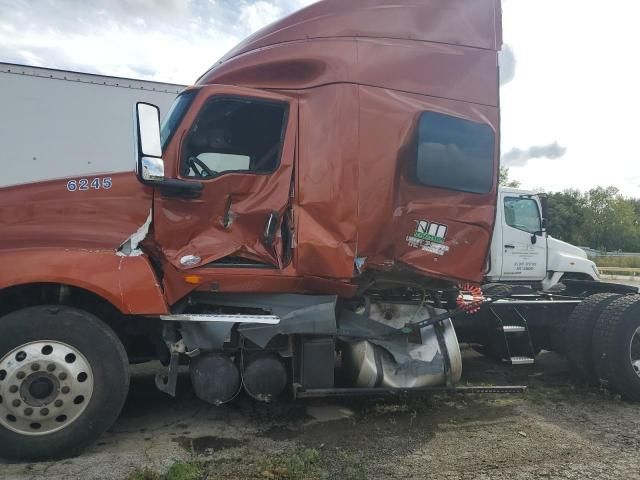 2018 International LT625 Semi Truck