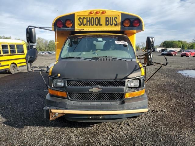 2012 Chevrolet 2012 Thomas Minotour G3500-School Bus