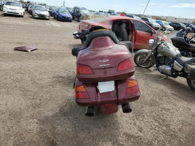 2005 Honda GL1800