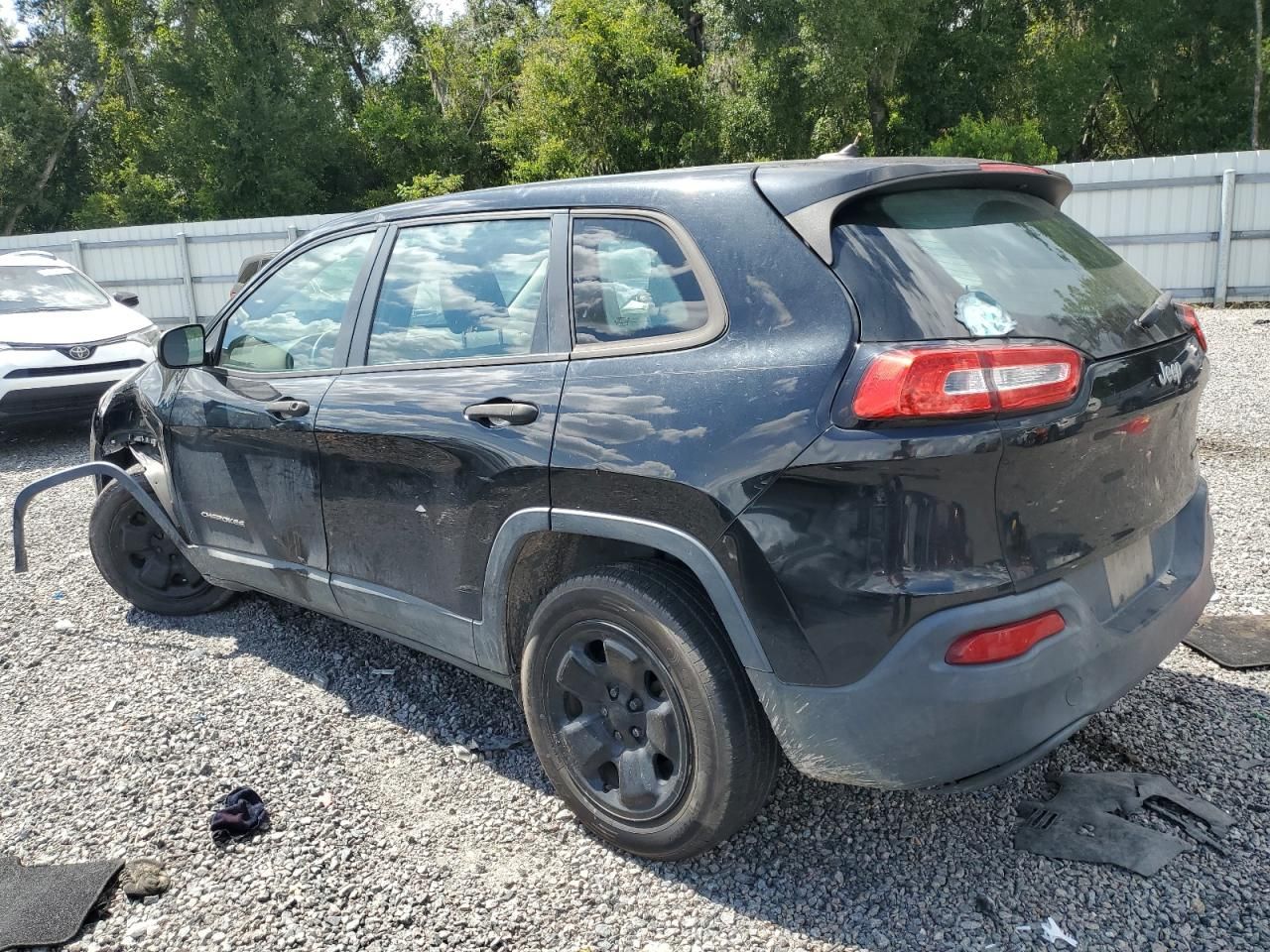 2016 Jeep Cherokee Sport