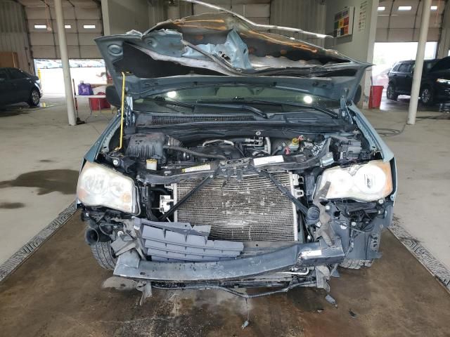 2008 Chrysler Town & Country LX