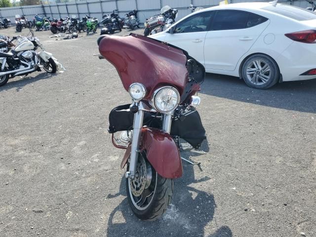 2010 Harley-Davidson Flhx