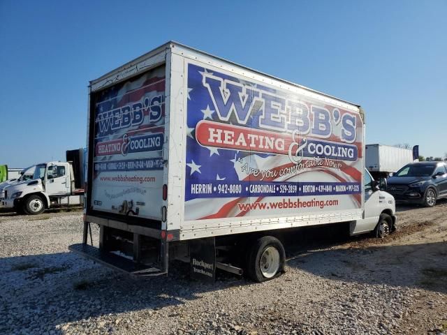 2015 Ford Econoline E350 Super Duty Cutaway Van