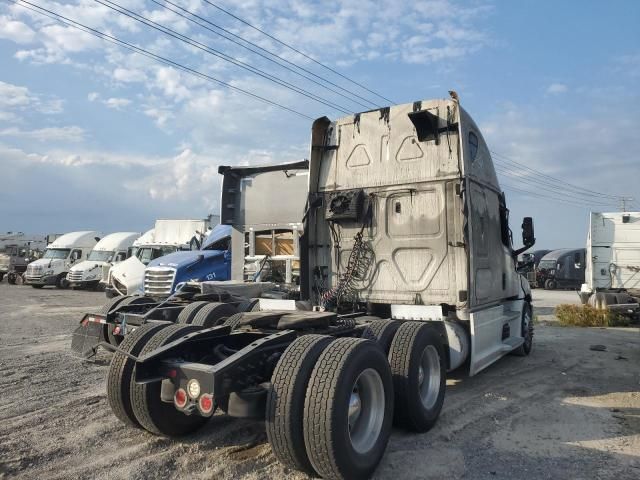 2021 Freightliner Cascadia 126 Semi Truck
