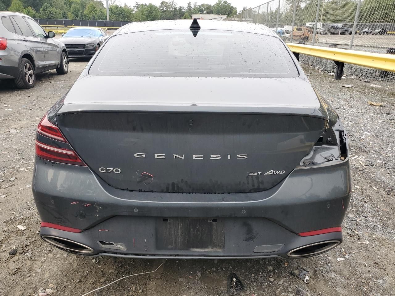 2022 Genesis G70 Base