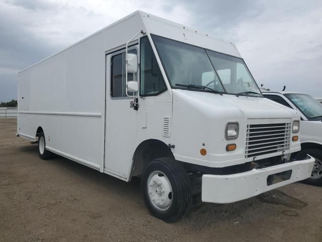 2013 Freightliner Chassis M-Trucks Delivery Van