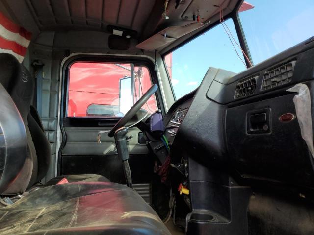 2003 Peterbilt 378 Semi Truck