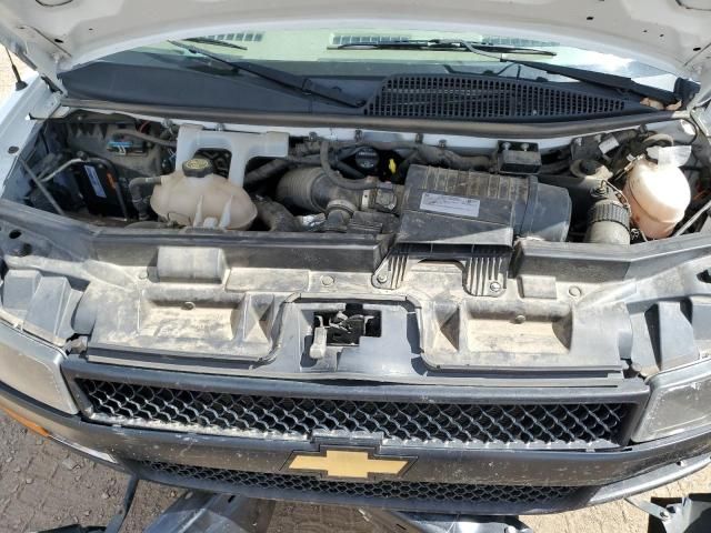 2021 Chevrolet Express G2500