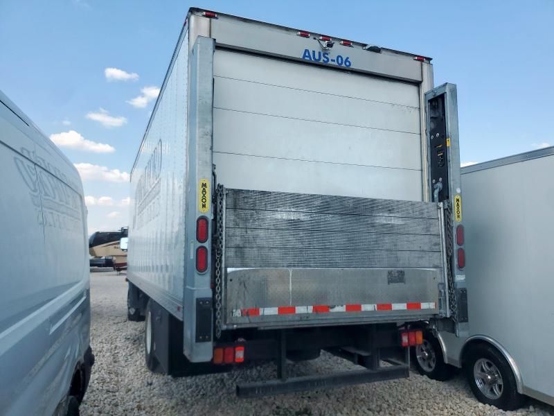 2021 Peterbilt Tractor 2021 Peterbilt 220 Refrigerated Truck