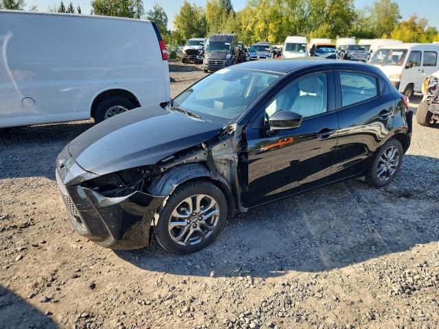 2020 Toyota Yaris LE