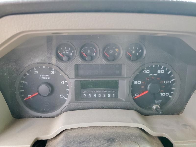 2008 Ford F350 Super-Flat BED Truck