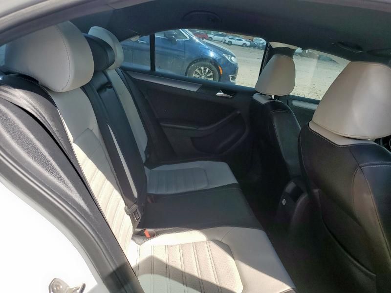 2016 Volkswagen Jetta Sport