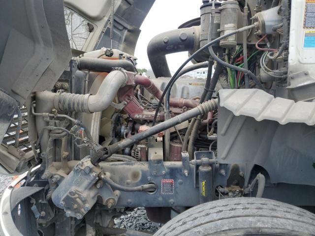 2012 Mack CXU612 Semi Truck