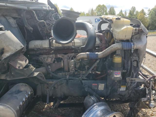 2016 Mack CHU613 Semi Truck