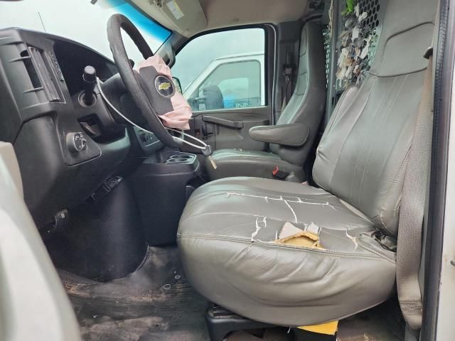 2016 Chevrolet Express G2500