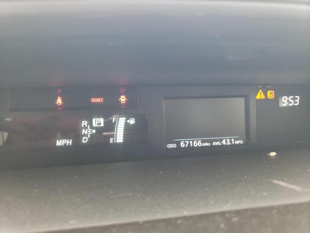 2017 Toyota Prius V